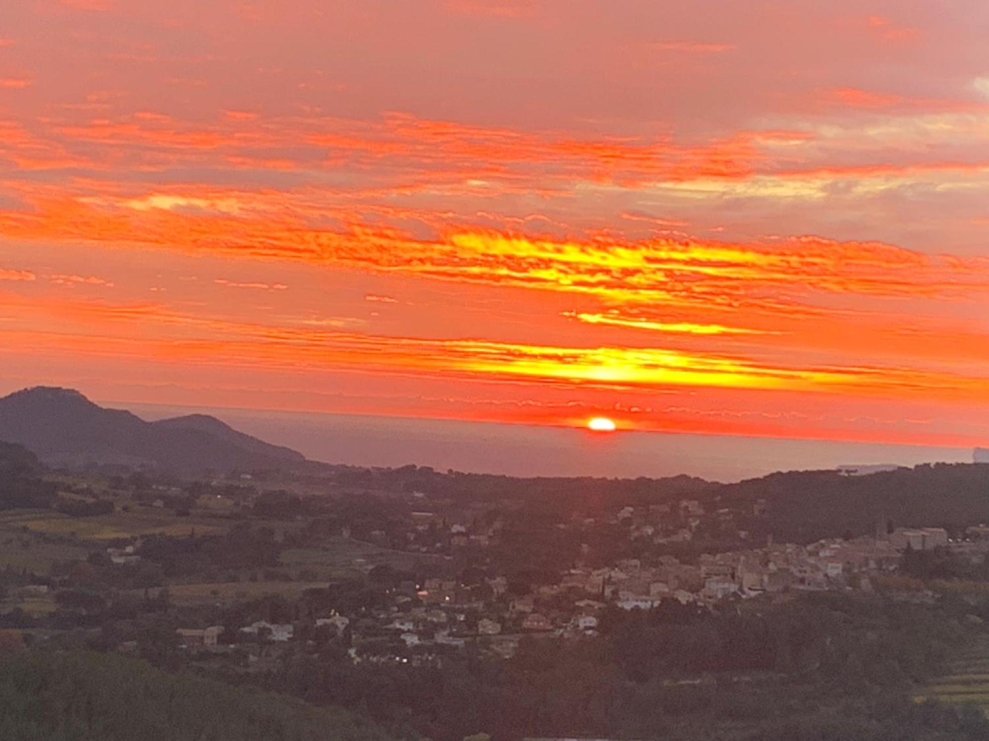 L'Oustaou Bello Visto Le Castellet  Εξωτερικό φωτογραφία
